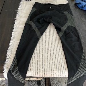 LULULEMON leggings size 8